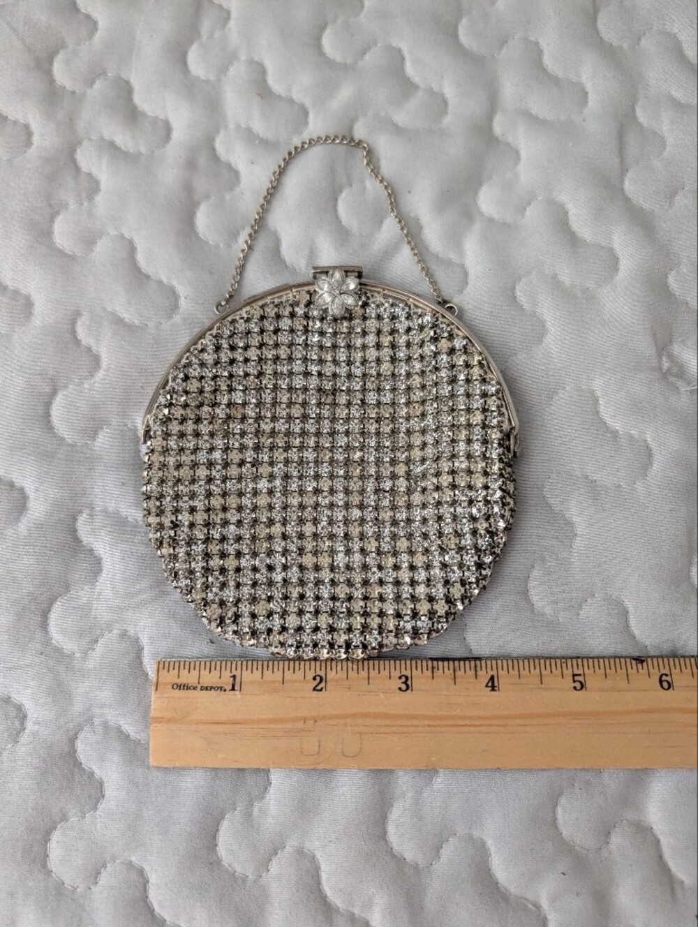 Vintage Elegant Silver Crystal Rhinestone Mesh Round Evening Clutch